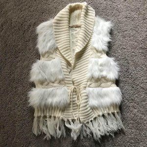 Les Tricots women’s medium sleeveless sweater vest